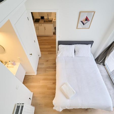 Living Home Брюссель Экстерьер фото